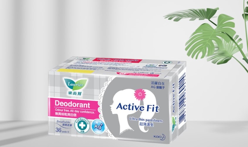 Băng vệ sinh hàng ngày Laurier Active Fit khử mùi kháng khuẩn không cánh 36 miếng