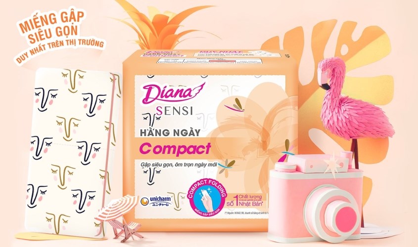 Băng vệ sinh hàng ngày Diana Sensi Compact không cánh 40 miếng