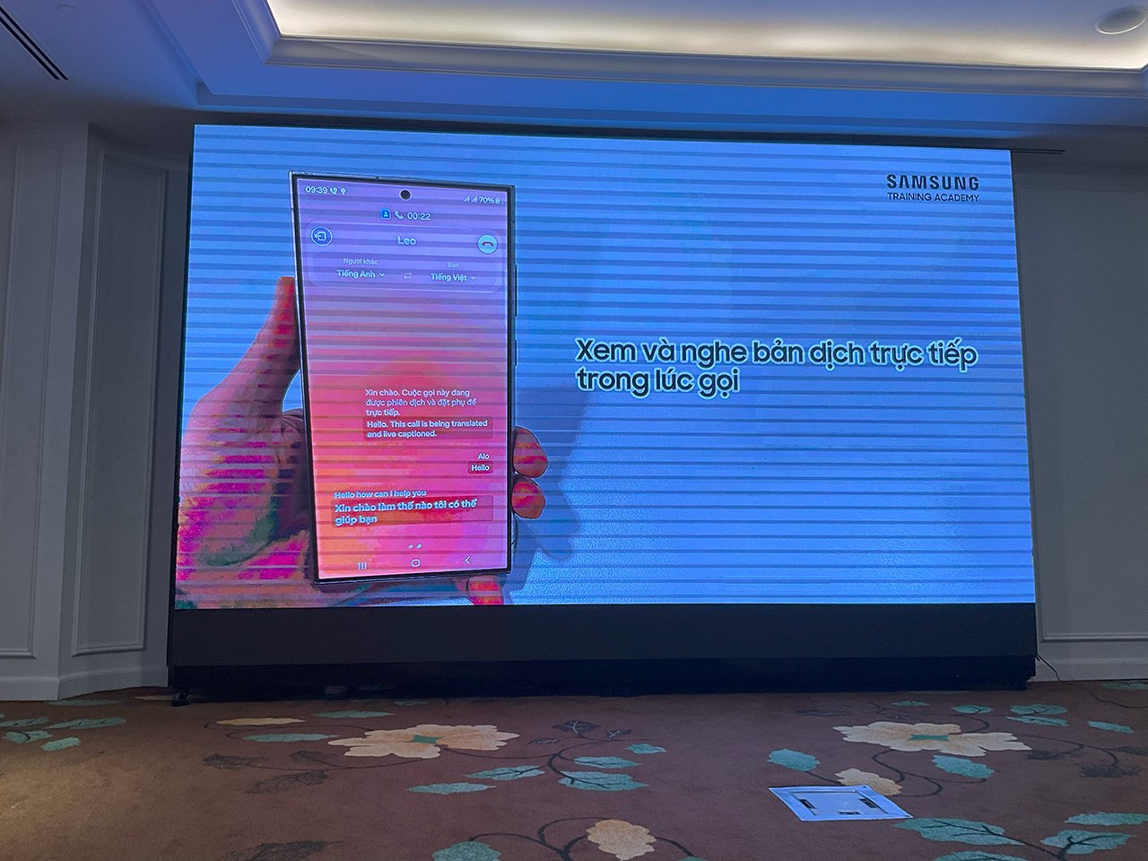 Tính năng AI phiên dịch có thể sử dụng trong lúc nghe cuộc gọi
