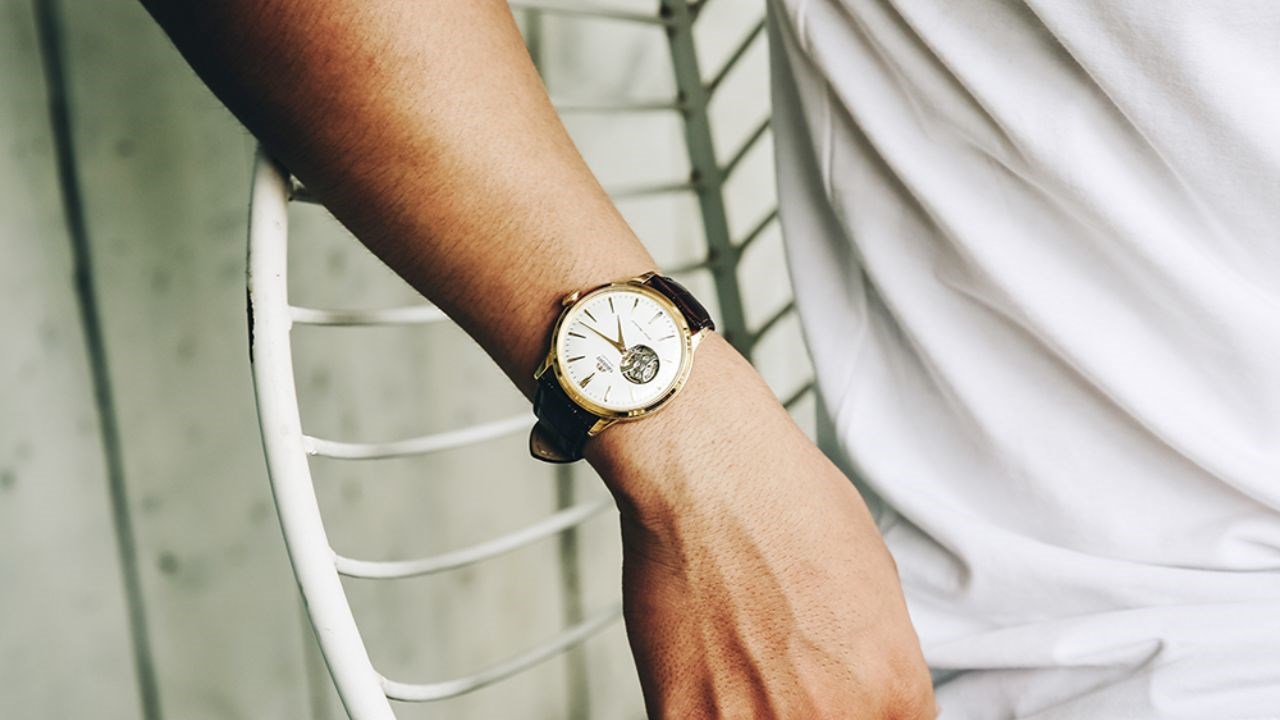 Đồng hồ Orient Bambino giảm đến 20%, tặng loa bluetooth Mozard E8 khi mua online