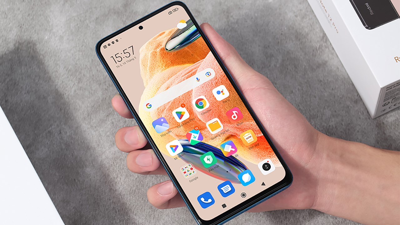 Giá rẻ không tưởng, mua ngay điện thoại cấu hình chơi game cực sướng