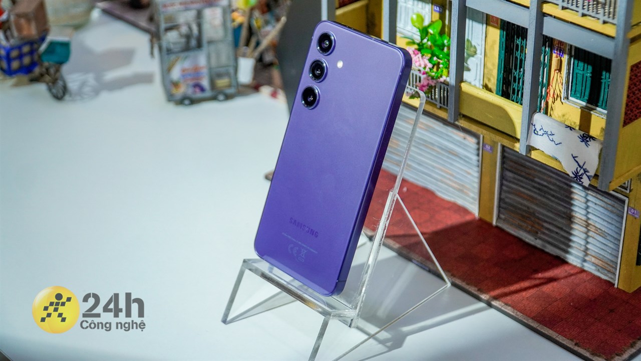 Đâu là những nâng cấp đáng mua trên Galaxy S24 so với tiền nhiệm S23 Đâu là những nâng cấp đáng mua trên Galaxy S24 so với tiền nhiệm S23