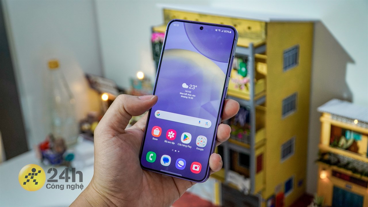 Theo tin rò rỉ thì Galaxy S26 có thể được trang bị màn hình lớn 6.68 inch nhưng mình nghĩ điều này không chính xác lắm.