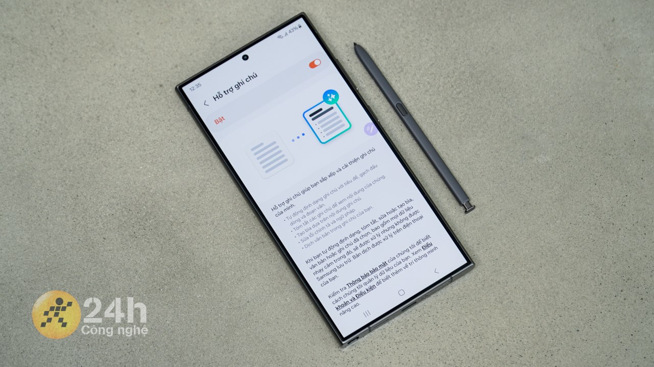 Galaxy AI trên Galaxy S24 Ultra có khả năng hỗ trợ ghi chú tuyệt vời. Galaxy AI trên Galaxy S24 Ultra có khả năng hỗ trợ ghi chú tuyệt vời.