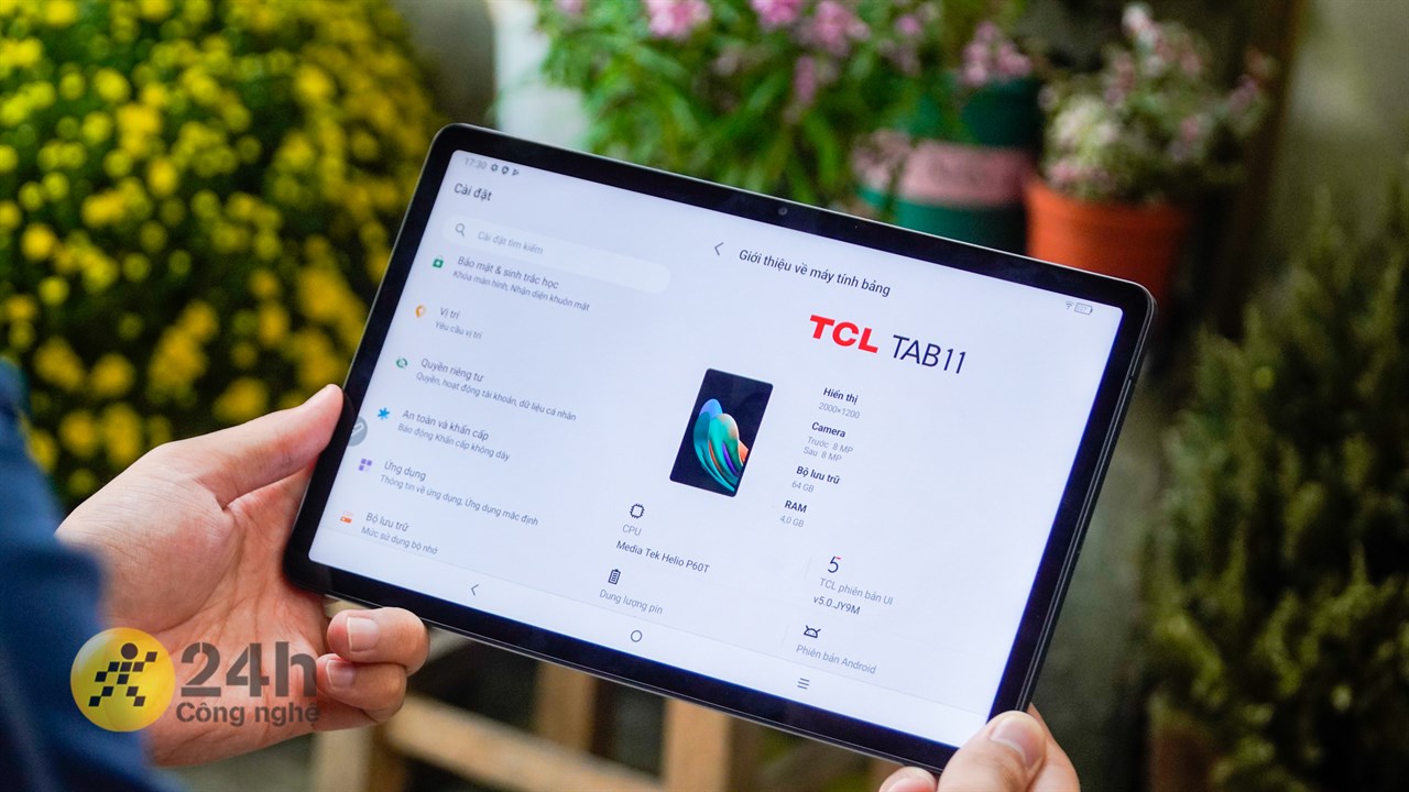 TCL Tab 11 được trang bị bộ cấu hình tốt. TCL Tab 11 được trang bị bộ cấu hình tốt.