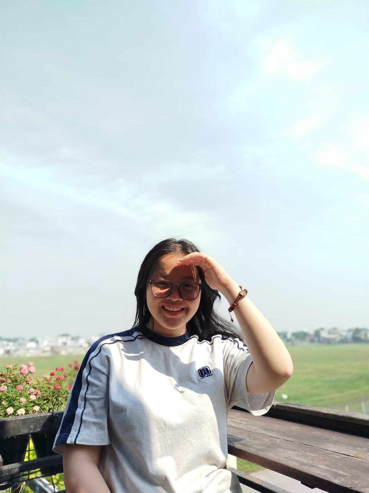 Tuy nhiên thì vẫn có nhiều chi tiết khó mà Redmi Note 13 không xóa tốt được,