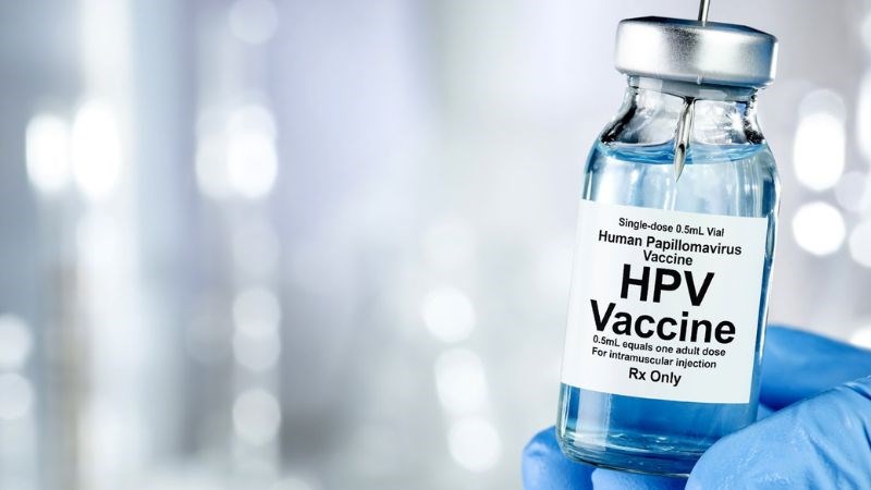 Nữ giới trong độ tuổi 9 - 26 tuổi nên được tiêm vắc xin phòng HPV