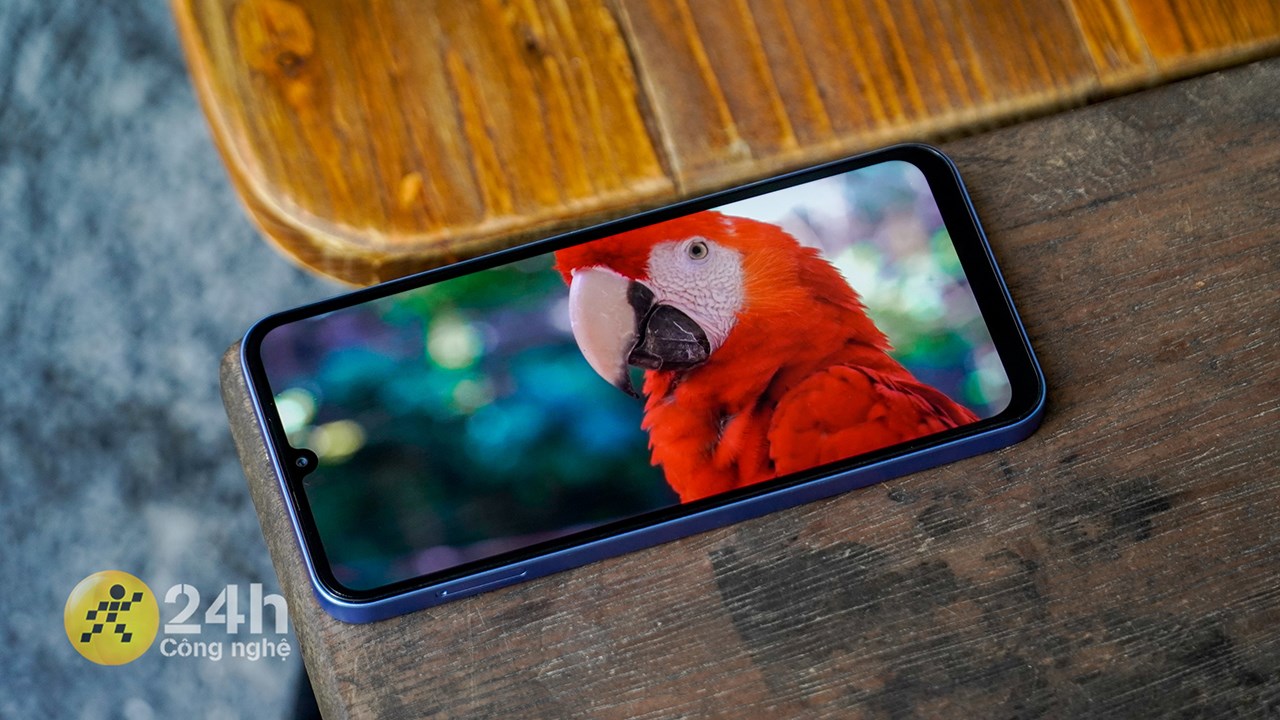 Sắm điện thoại đặc quyền dung lượng lớn, giá cạnh tranh từ 5.29 triệu Sắm điện thoại đặc quyền dung lượng lớn, giá cạnh tranh từ 5.29 triệu