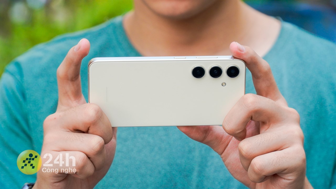 Nếu không có những điều kiện test trên thì Galaxy S24 còn cho thời lượng sử dụng dài hơn.