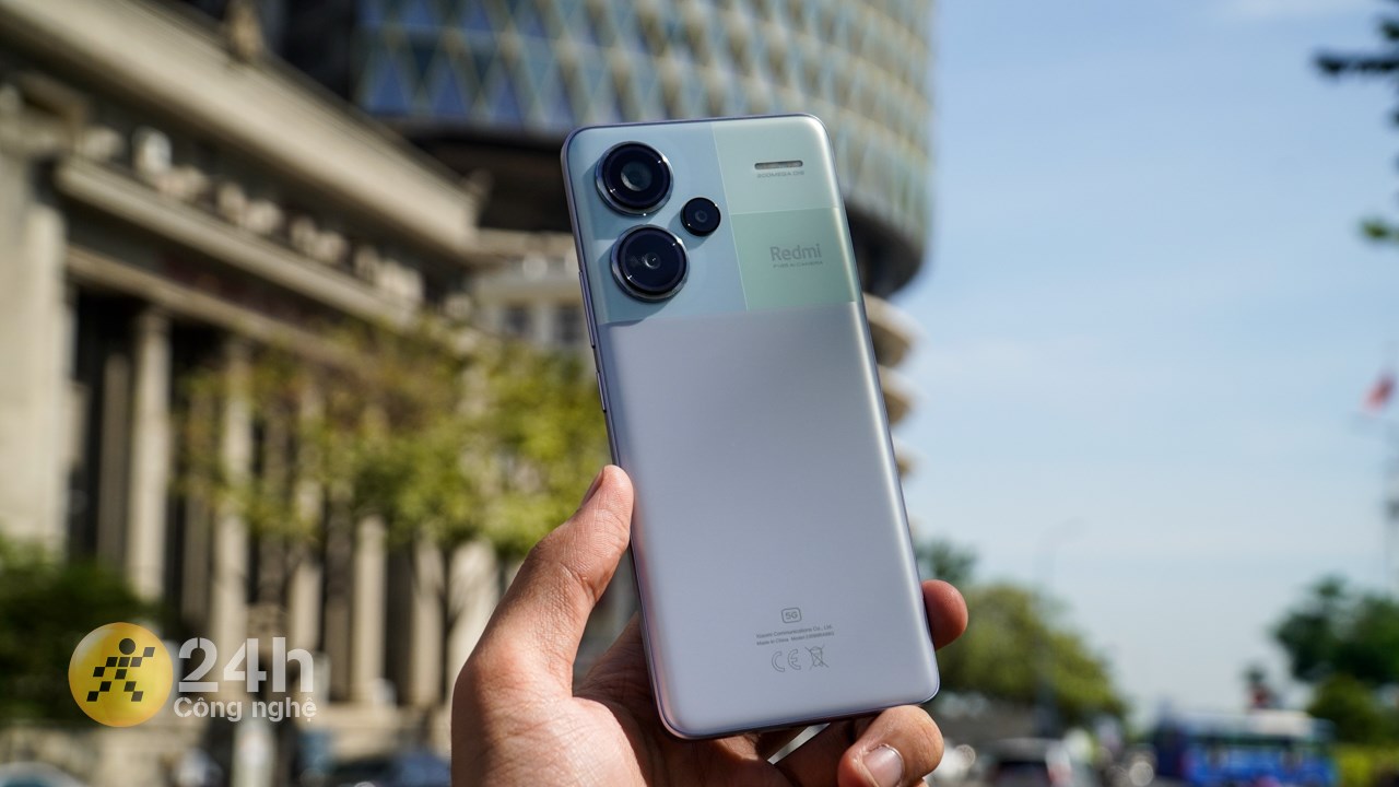 Đẹp lạ mắt là cách diễn tả đơn giản nhất về Redmi Note 13 Pro+ Đẹp lạ mắt là cách diễn tả đơn giản nhất về Redmi Note 13 Pro+