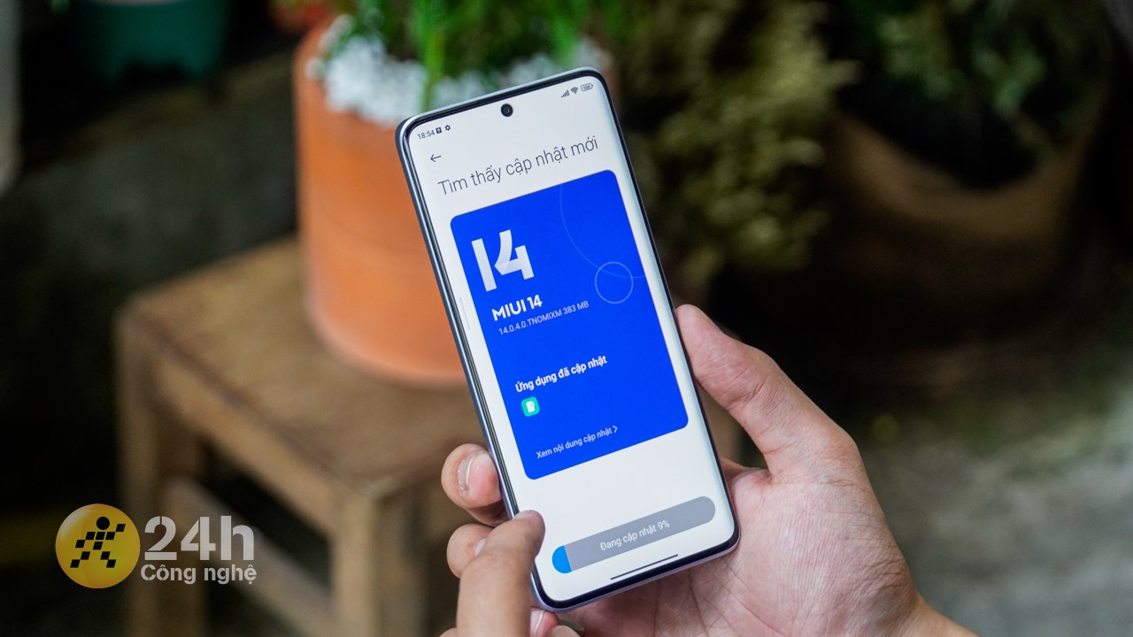 Redmi Note 13 Pro+ mê đắm ở cả mặt sau lẫn mặt trước Redmi Note 13 Pro+ mê đắm ở cả mặt sau lẫn mặt trước