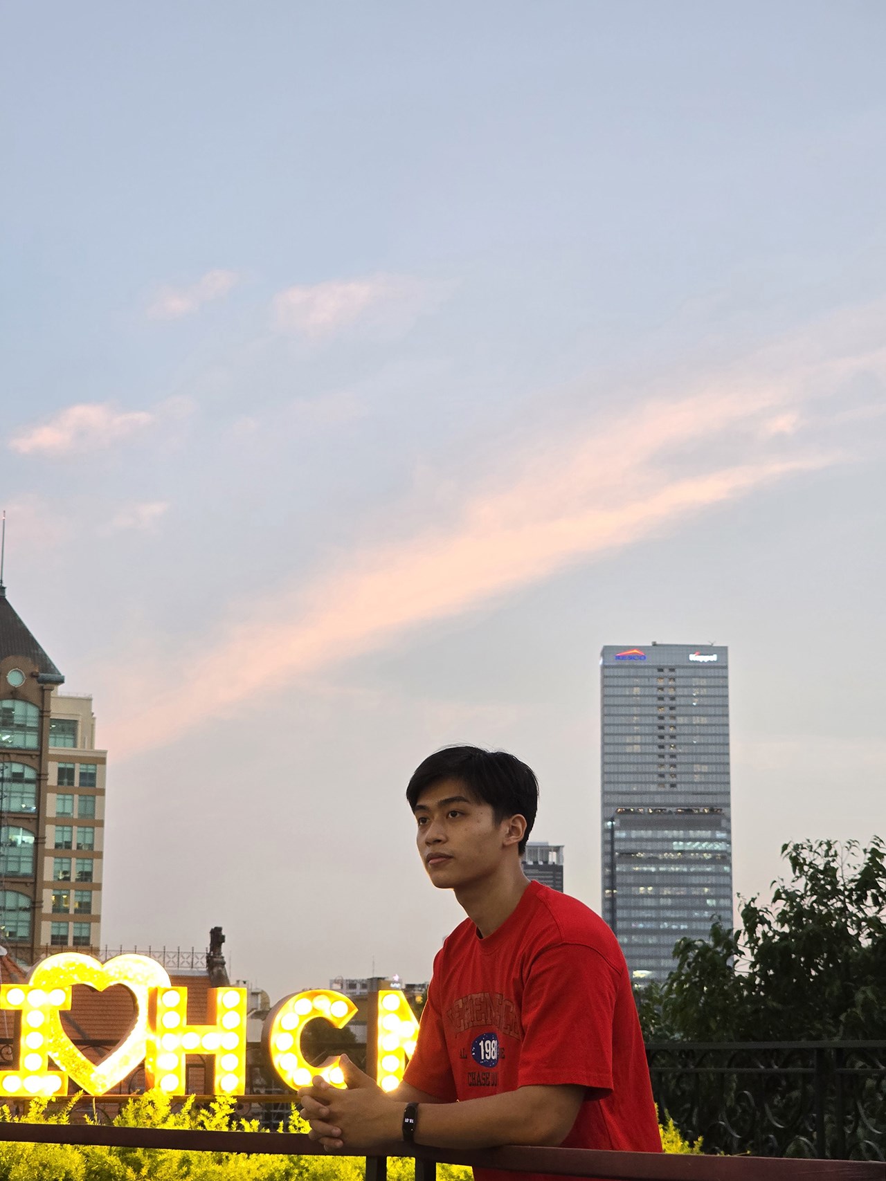 Trong điều kiện thiếu sáng thì camera của Galaxy S24 Ultra vẫn cho ra những tấm ảnh có độ sáng vừa phải.