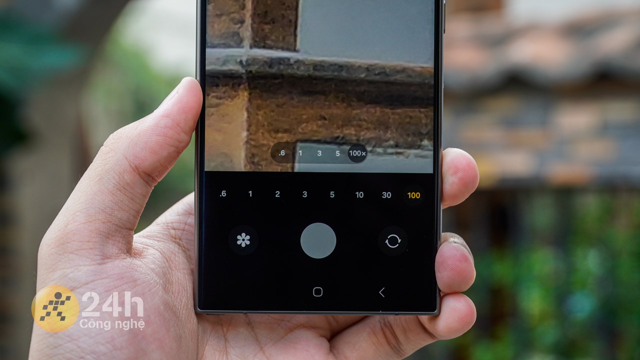 Camera Galaxy S24 Ultra còn có nhiều mức zoom cho bạn lựa chọn.