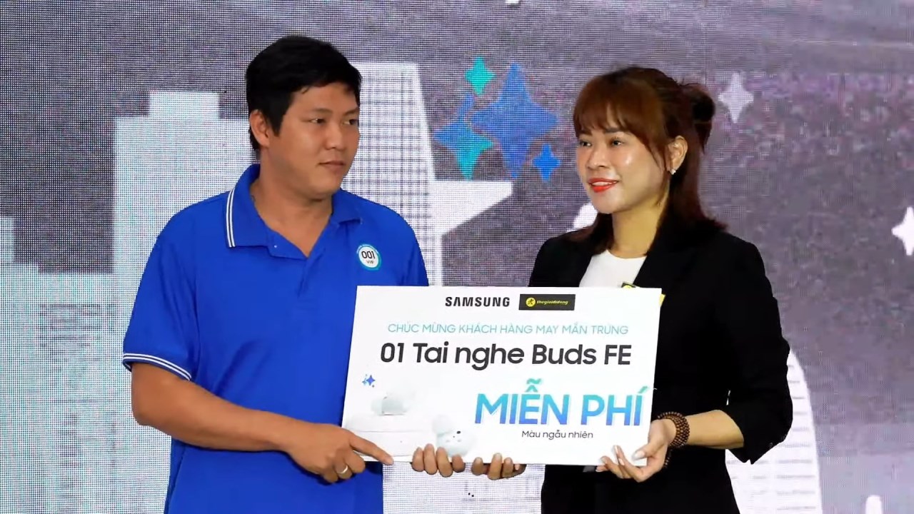 Sự kiện giao hàng và mở bán Galaxy S24 Series