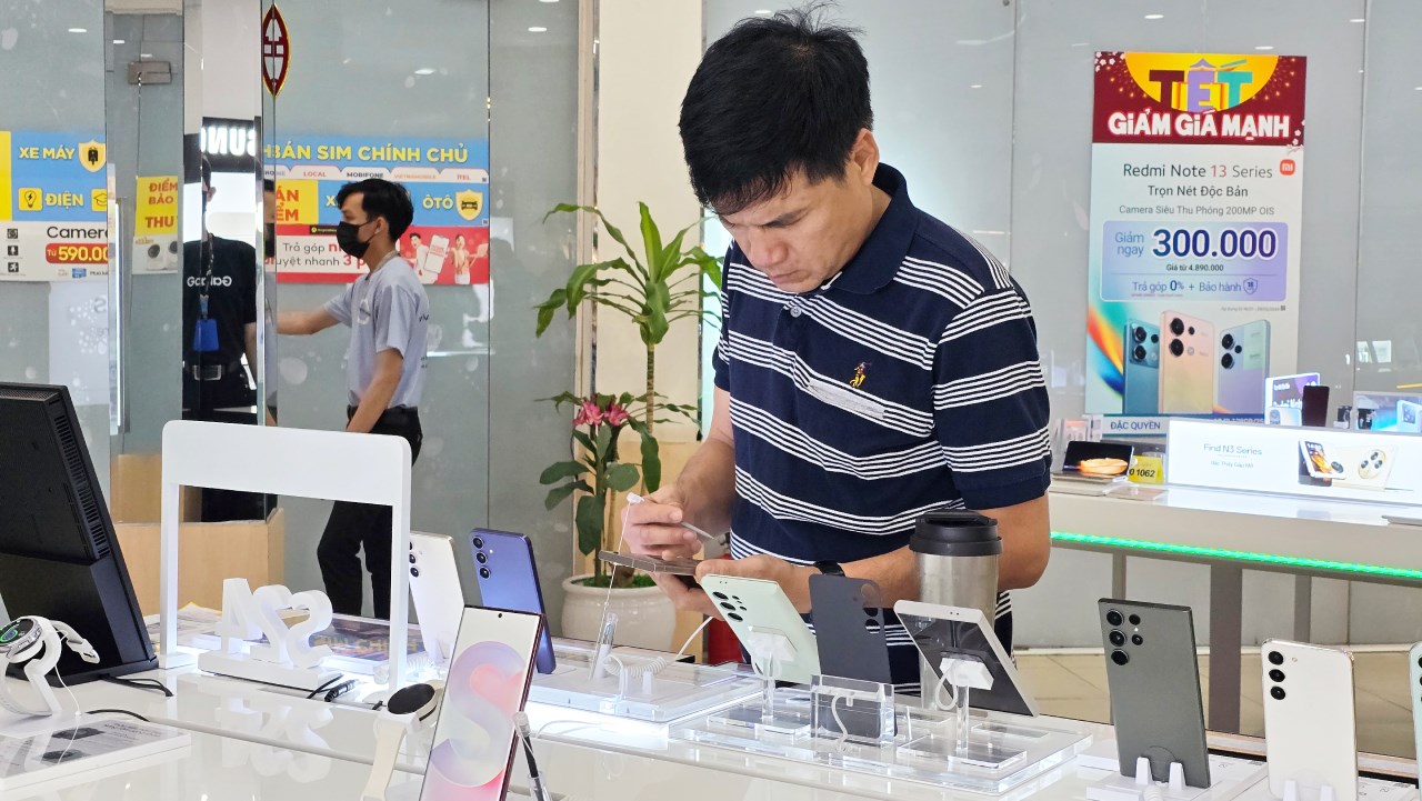 Sự kiện giao hàng và mở bán Galaxy S24 Series