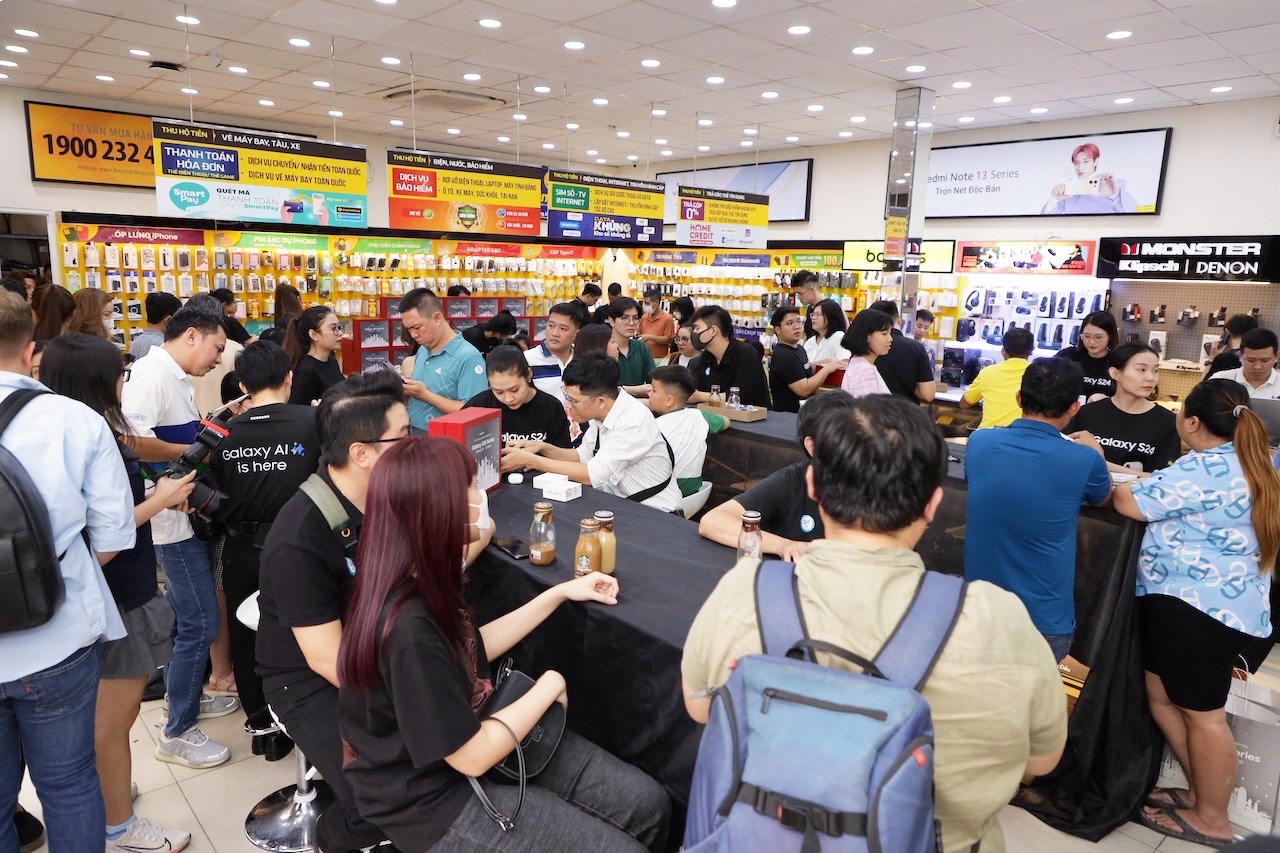 Sự kiện giao hàng và mở bán Galaxy S24 Series