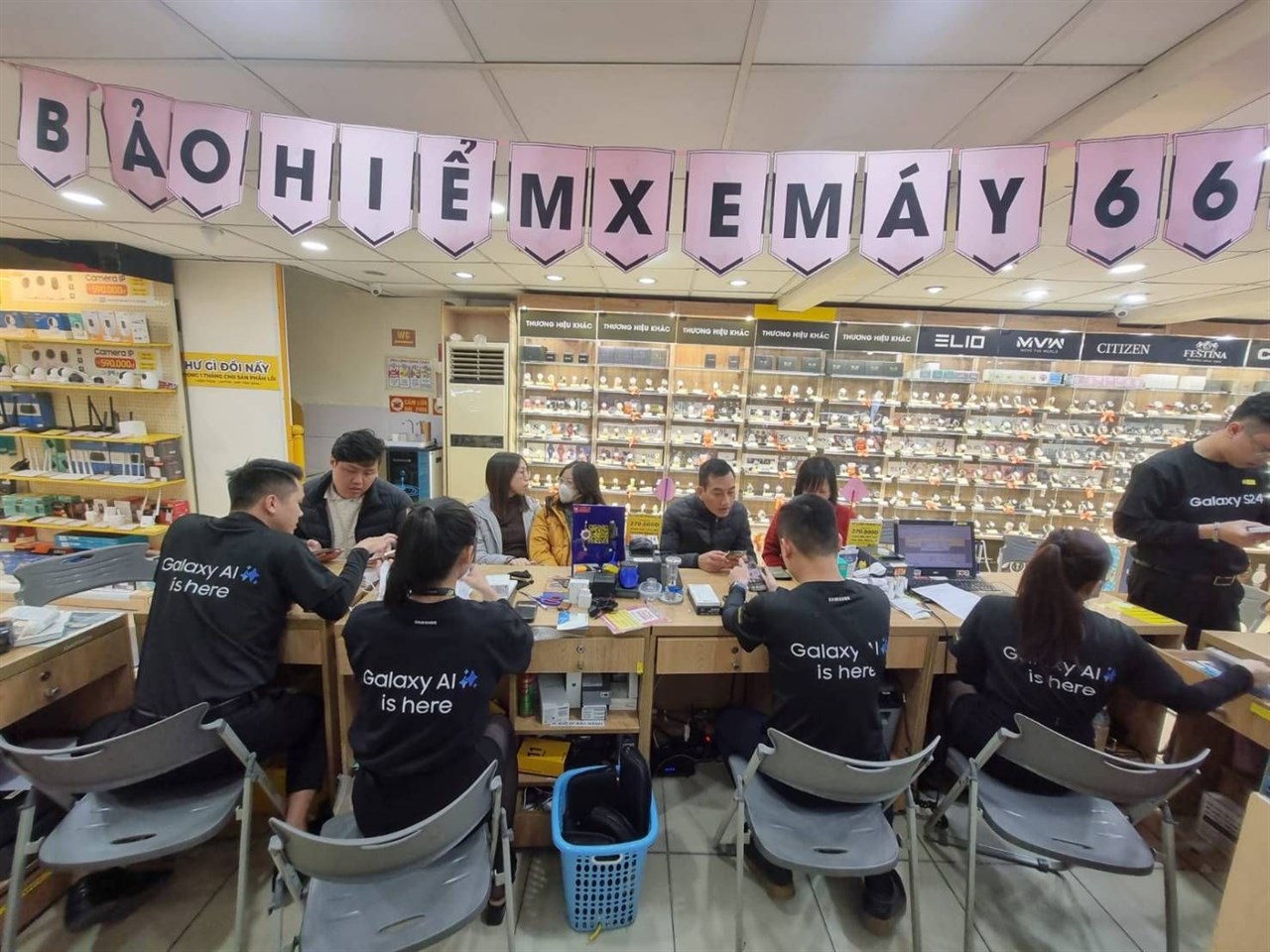 Sự kiện giao hàng và mở bán Galaxy S24 Series