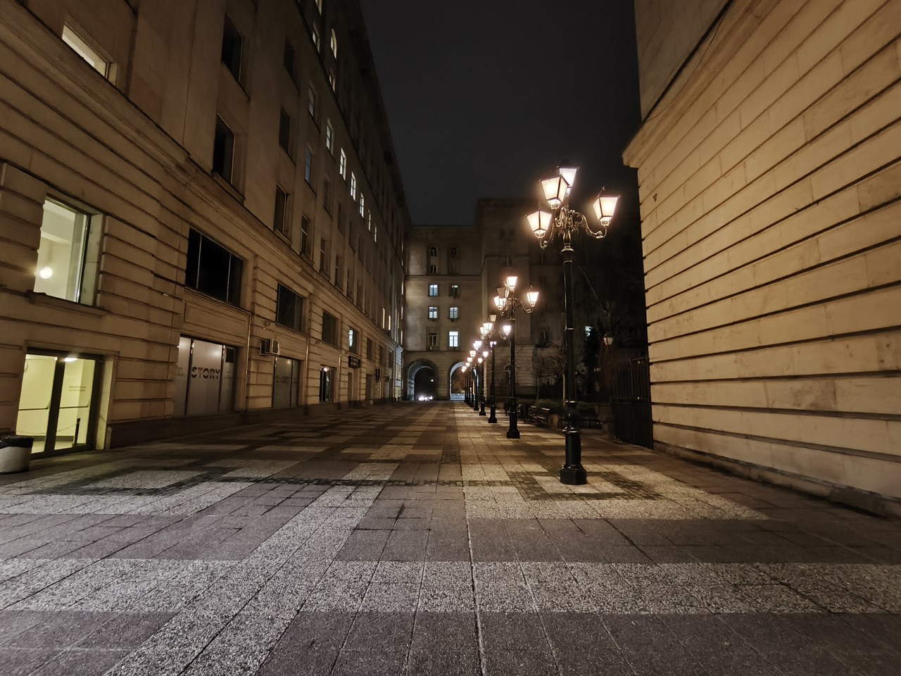 Ảnh chụp từ POCO X6 Pro ở chế độ chụp đêm tự động Ảnh chụp từ POCO X6 Pro ở chế độ chụp đêm tự động