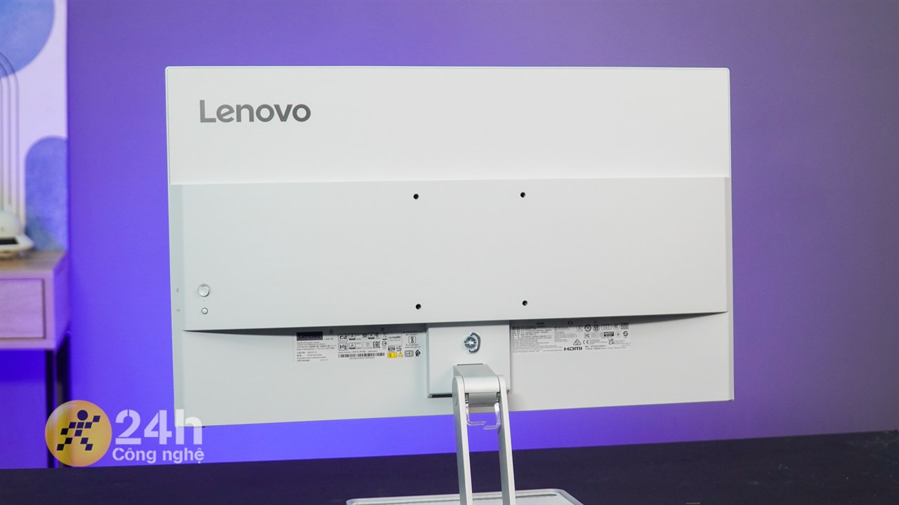 Lenovo L24i-40 còn có chất lượng hoàn thiện rất tốt.