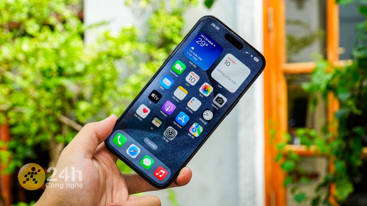 Ngắm ảnh đẹp, lưu thả ga với 8 chiếc iPhone camera xịn, dung lượng to Ngắm ảnh đẹp, lưu thả ga với 8 chiếc iPhone camera xịn, dung lượng to