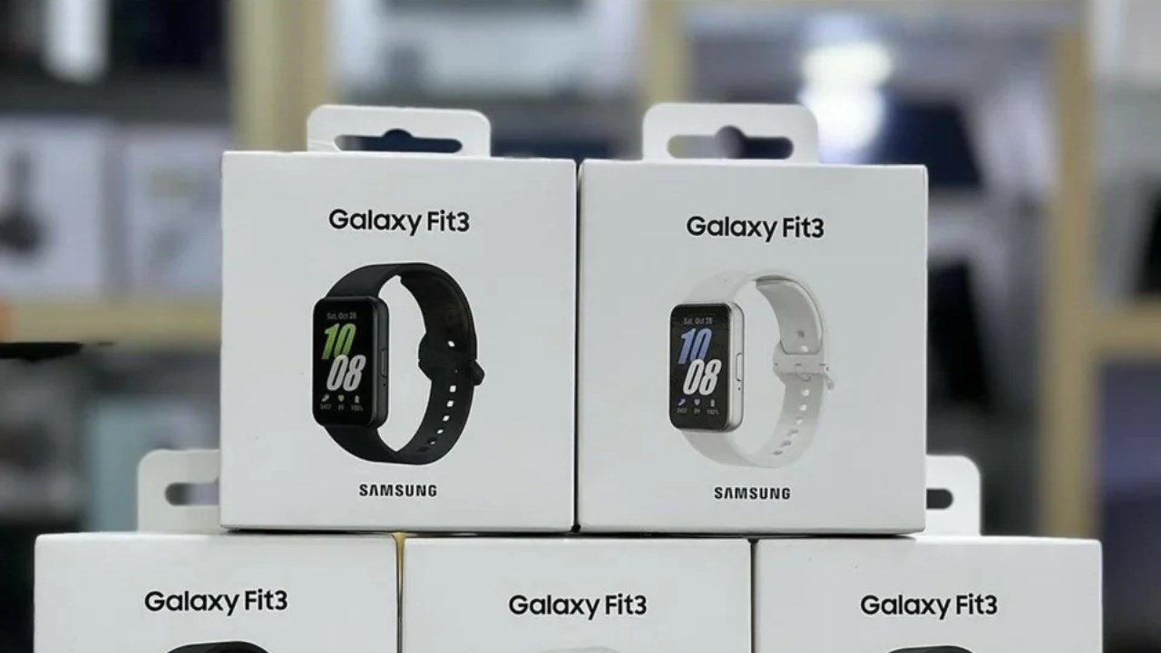 Hộp đựng, giá bán và tính năng của Galaxy Fit 3 bị rò rỉ trước khi ra mắt