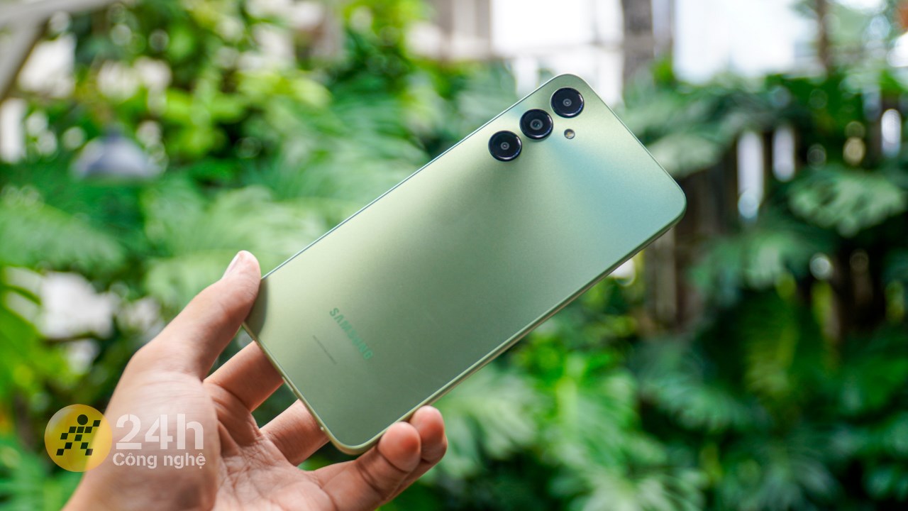 Sắm điện thoại đặc quyền chơi Tết chẳng lo giá, Samsung giảm cực đã Sắm điện thoại đặc quyền chơi Tết chẳng lo giá, Samsung giảm cực đã