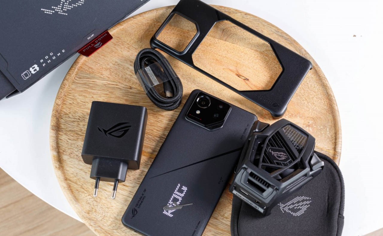 Đánh giá ASUS ROG Phone 8 Pro Đánh giá ASUS ROG Phone 8 Pro