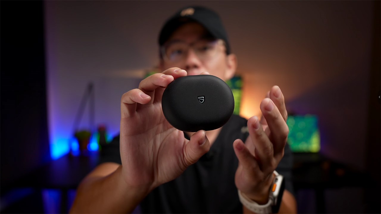 SoundPEATS GoFree 2 được thiết kế theo dạng vỏ sò lớn. Nguồn: Sean Talks Tech.