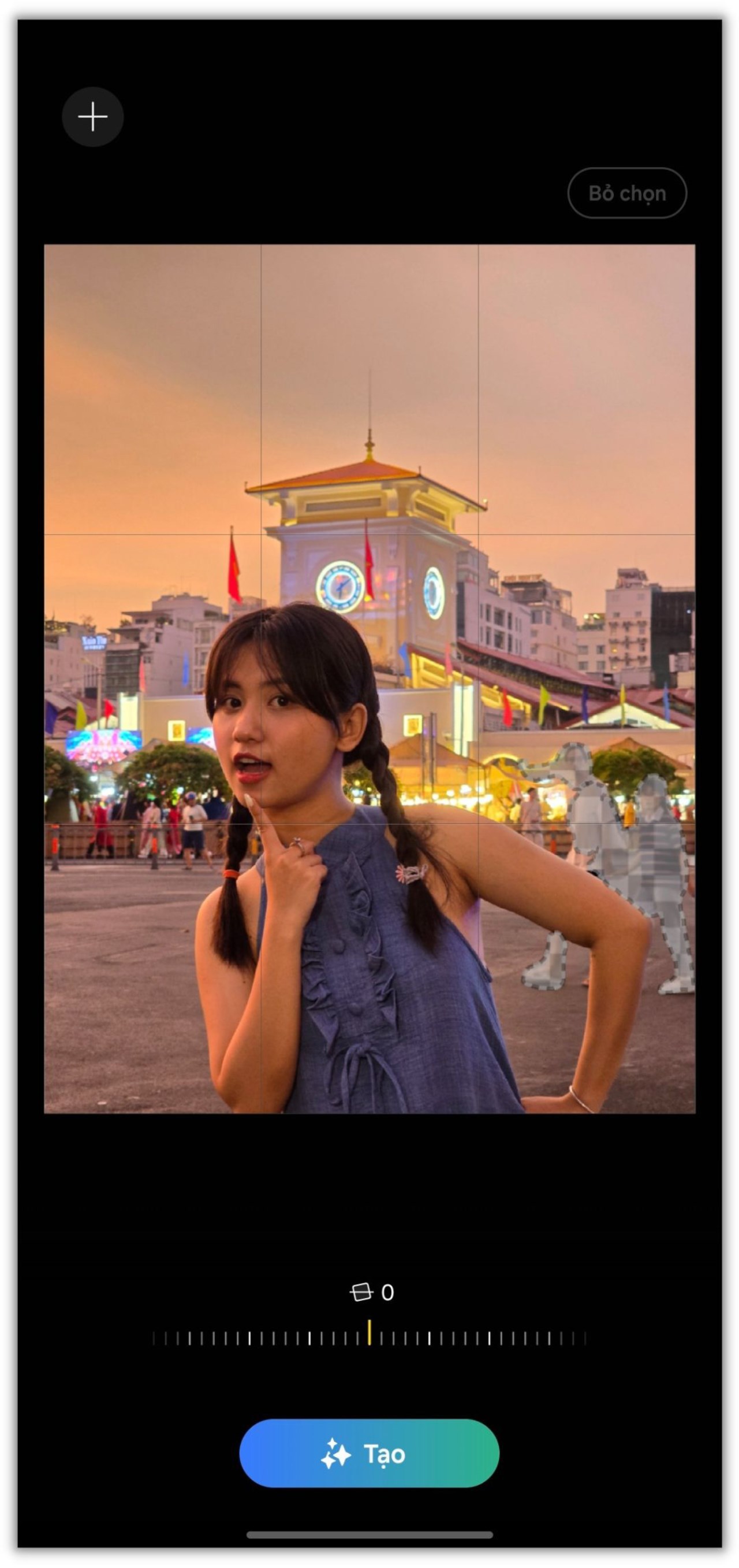 Mình sẽ minh họa thêm một bức hình khác với 2 chủ thể người đang đi ở phía sau mẫu nữ.