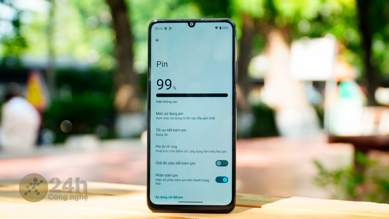 Dung lượng pin lớn cũng là thứ không thể thiếu trên dòng realme C Dung lượng pin lớn cũng là thứ không thể thiếu trên dòng realme C