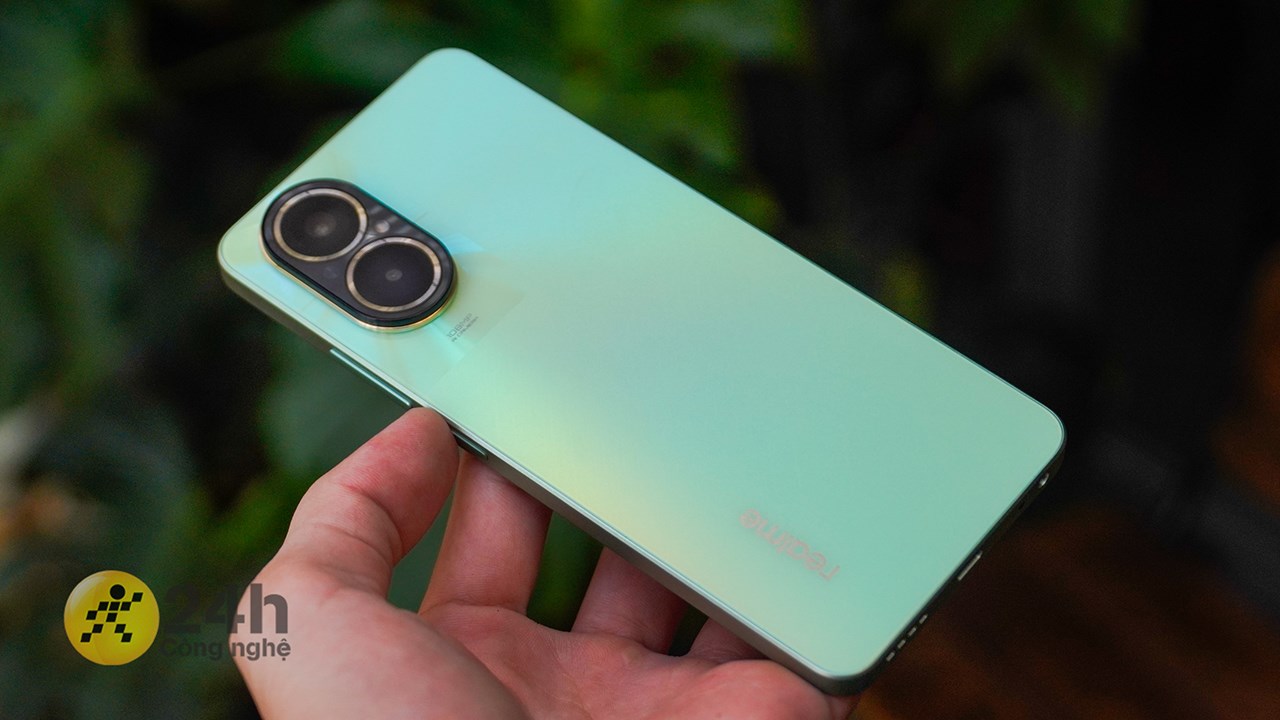 Gom tiền mừng Tết, sắm điện thoại realme giá chỉ còn từ 2.99 triệu