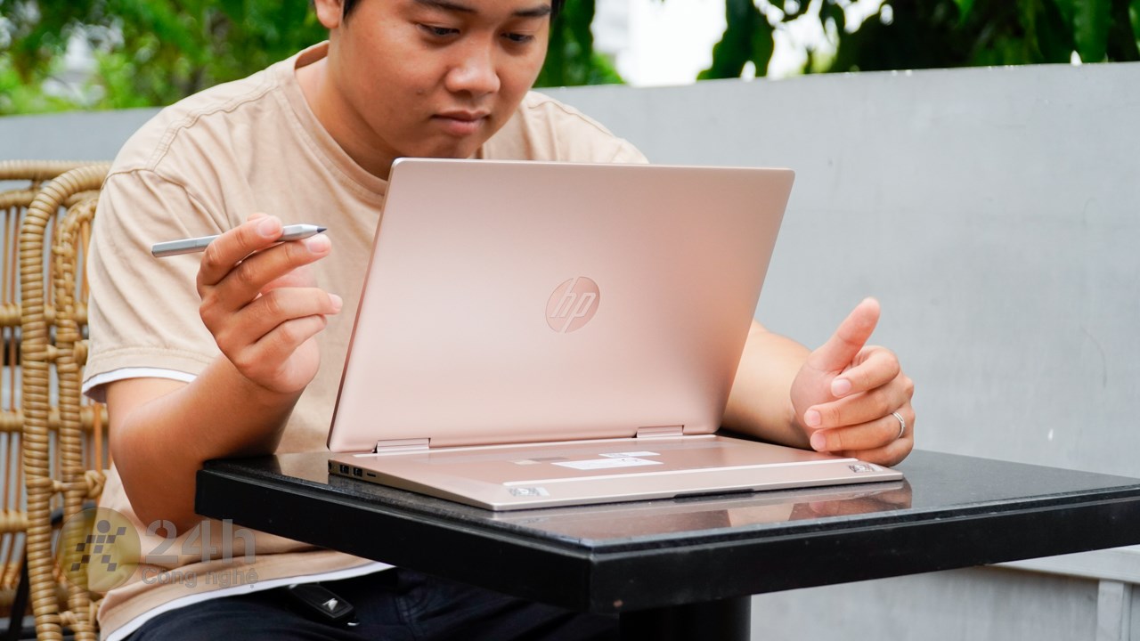 HP Pavilion X360 14 (80R27PA): Laptop HP giảm giá mà xịn quá ta!