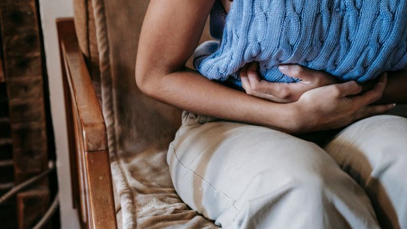 Nhiễm HIV thường gây tình trạng viêm nhiễm vùng hạ vị