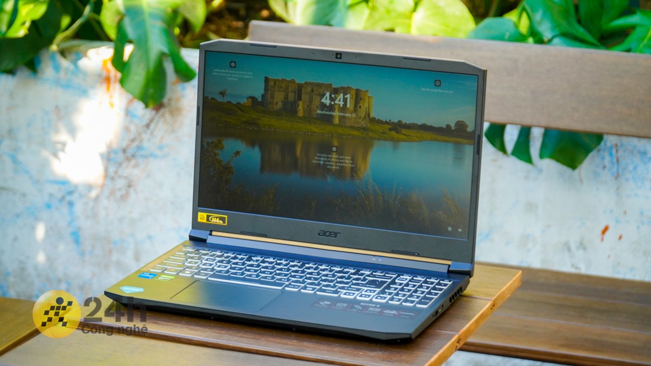 Acer Nitro 5 AN515 57 5669 được tối ưu viên pin tốt để mang lại trải nghiệm sử dụng lâu dài cho người dùng.