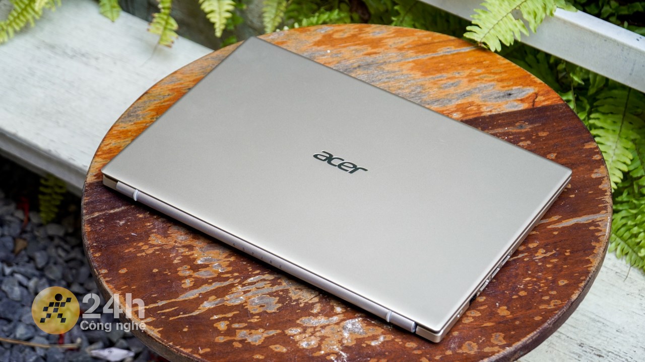 Acer Aspire 3 A315 58 589K mang thiết kế đơn giản đặc trưng của laptop văn phòng Acer Aspire 3 A315 58 589K mang thiết kế đơn giản đặc trưng của laptop văn phòng