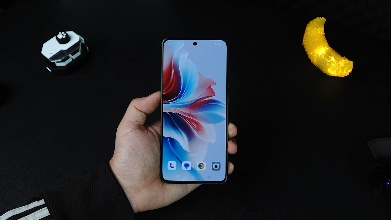 OPPO F25 sẽ được trang bị màn hình lớn cùng chất lượng hiển thị tốt (ảnh minh họa: OPPO Reno11 F 5G). Nguồn: GSM Mini.