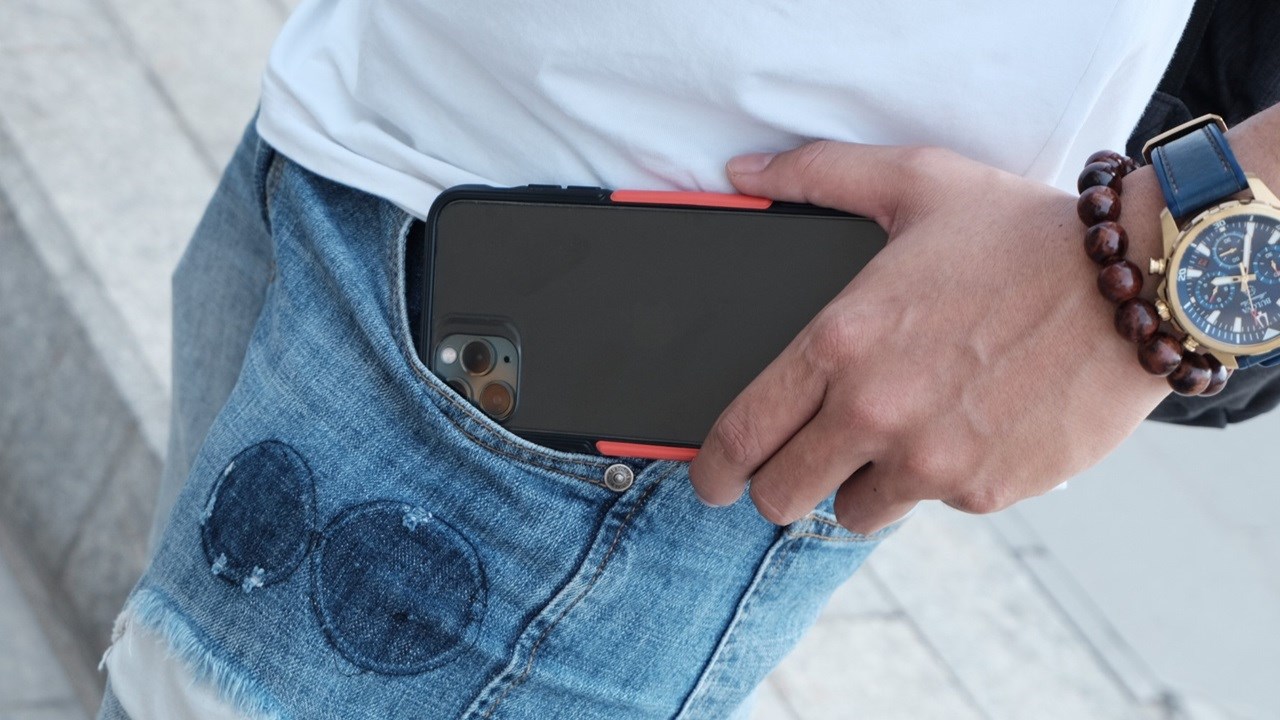 Tùy gu, sở thích của bạn mà bạn nên tự chọn ốp lưng theo bản năng