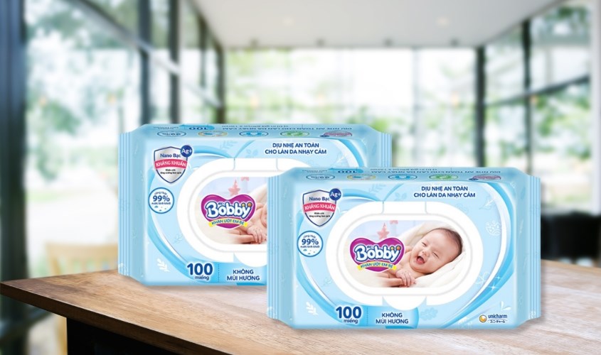 Combo 2 khăn ướt Bobby dịu nhẹ cho da nhạy cảm không mùi gói 100 miếng
