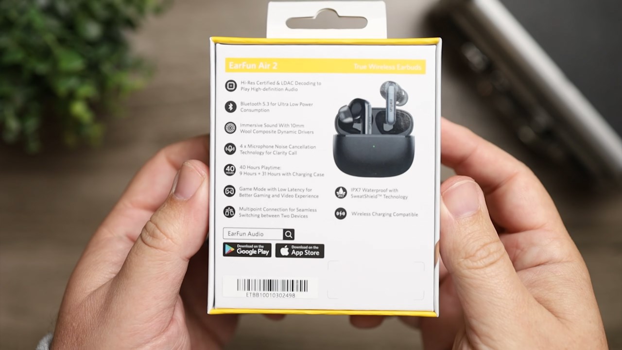 Cuối cùng, mặt sau của hộp đựng in những điểm nhấn nổi bật của EarFun Air 2. Nguồn: Gamesky. Cuối cùng, mặt sau của hộp đựng in những điểm nhấn nổi bật của EarFun Air 2. Nguồn: Gamesky.