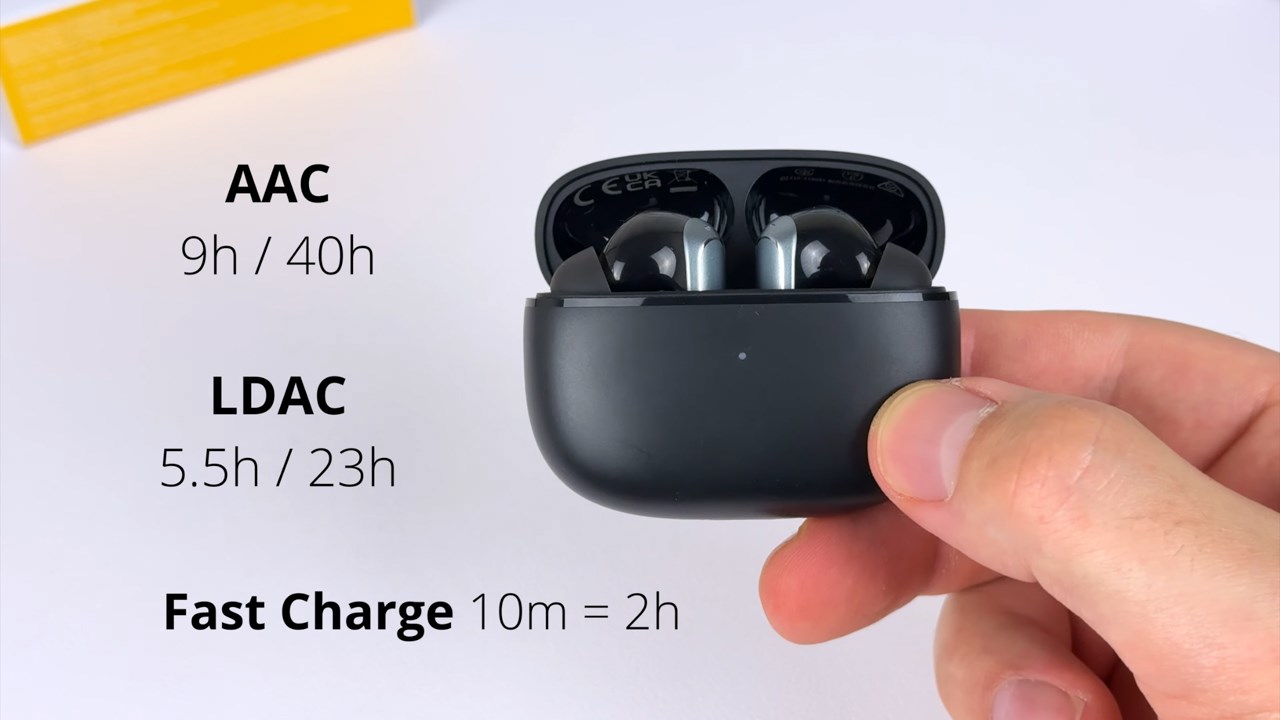 EarFun Air 2 có thể hoạt động liên tục gần 40 tiếng nếu đi kèm hộp sạc. Nguồn: Picky Audio. EarFun Air 2 có thể hoạt động liên tục gần 40 tiếng nếu đi kèm hộp sạc. Nguồn: Picky Audio.