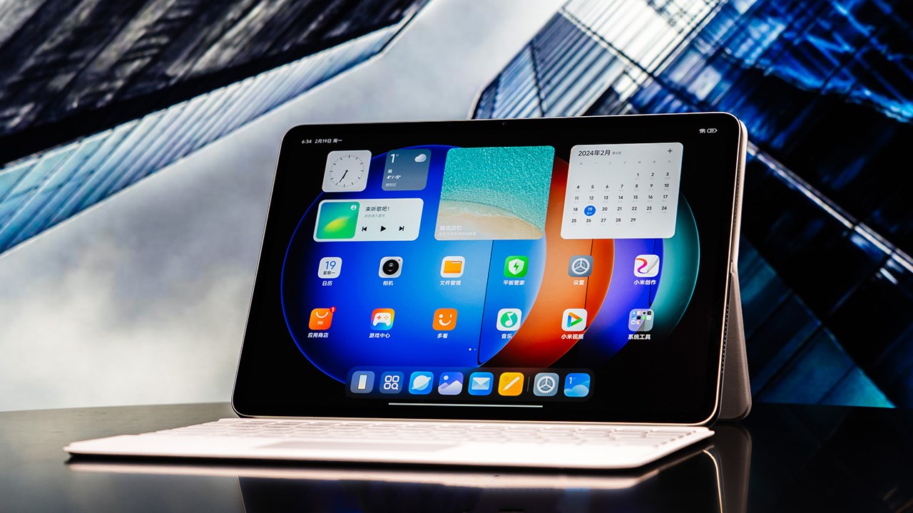 Màn hình Mi Pad 6S Pro không chỉ lớn mà còn có chất lượng hiển thị sắc nét