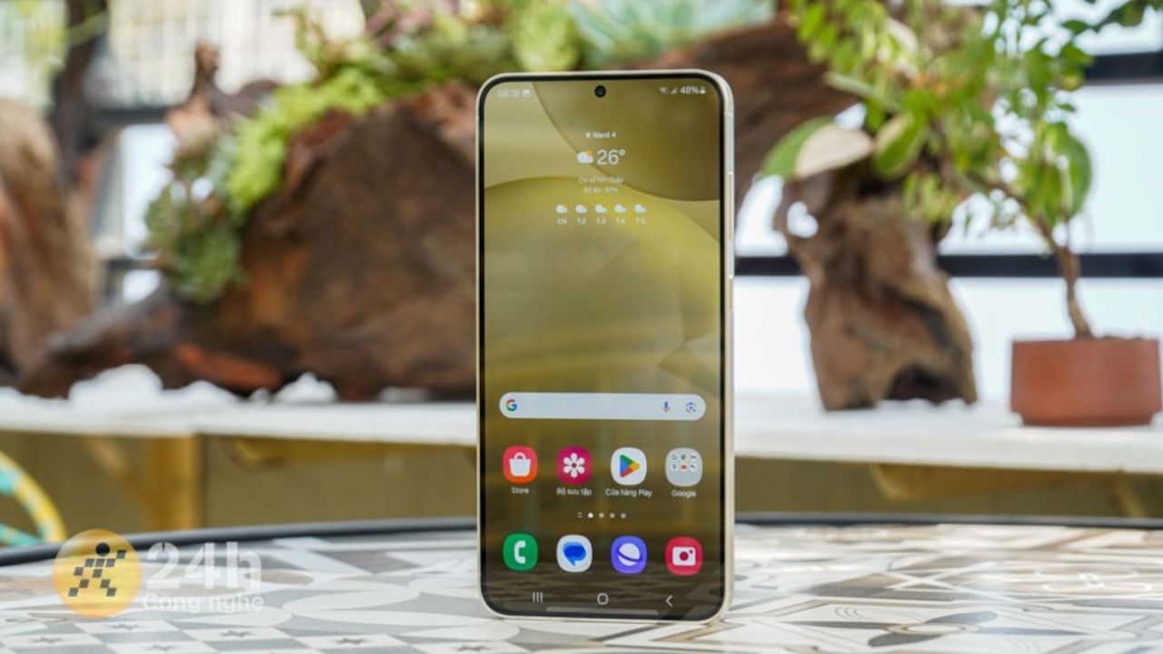 Samsung Galaxy S24+ có kích thước màn hình 6.7 inch, chất lượng màn hình 2K và tần số quét 120 Hz Samsung Galaxy S24+ có kích thước màn hình 6.7 inch, chất lượng màn hình 2K và tần số quét 120 Hz