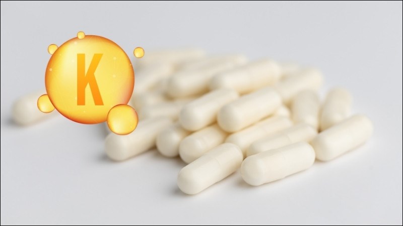 Vitamin K giúp giảm nhanh tình trạng quầng thâm mắt, sạm da