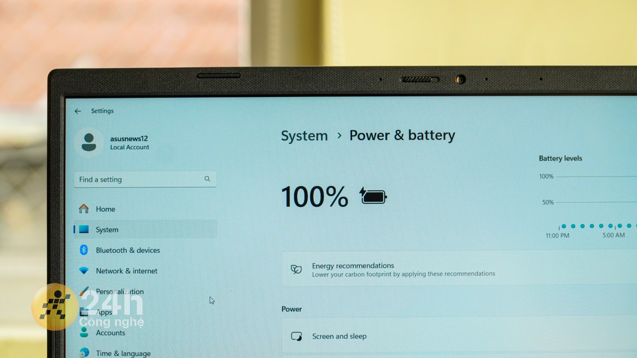 ASUS Vivobook X1404ZA có thể đáp ứng đến khoảng gần 4 giờ sử dụng với tác vụ cơ bản