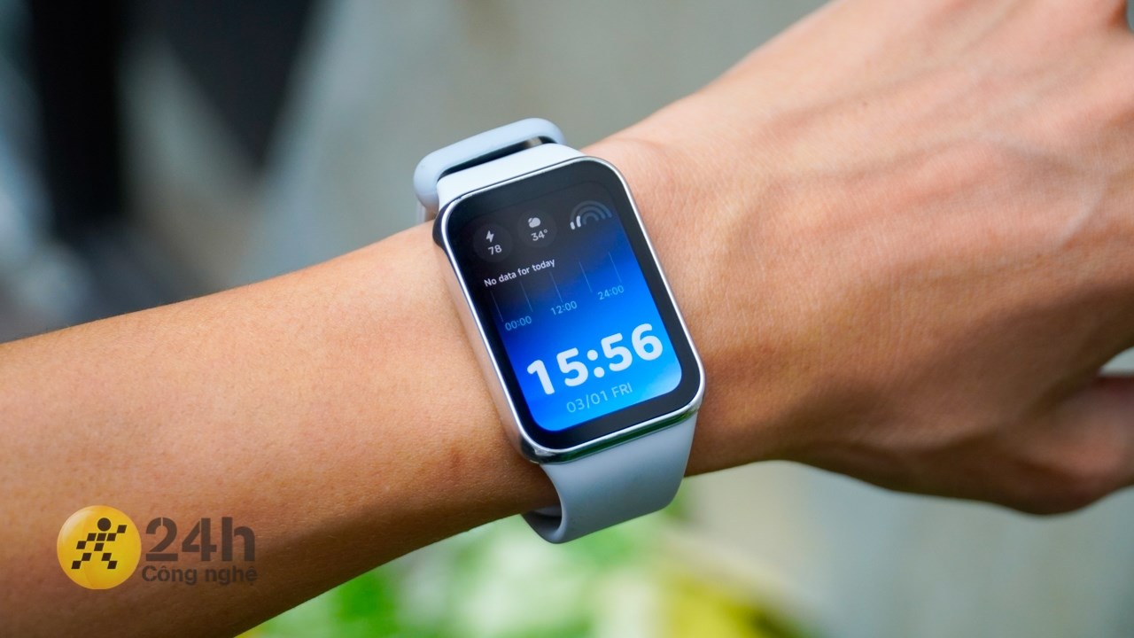 Điểm nhấn của Xiaomi Smart Band 8 Pro nằm ở màn hình AMOLED 1.74 inch, lớn hơn và hiển thị nhiều nội dung hơn