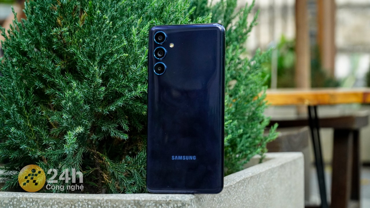 Galaxy M54 5G: Điện thoại Samsung đặc quyền tại TGDĐ Galaxy M54 5G: Điện thoại Samsung đặc quyền tại TGDĐ