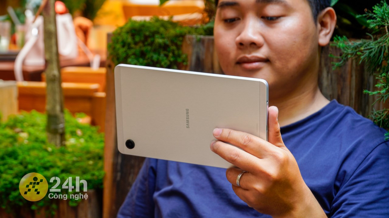 Có nên mua Galaxy Tab A9 WiFi với thiết kế đẹp, sang từ chất liệu kim loại? Có nên mua Galaxy Tab A9 WiFi với thiết kế đẹp, sang từ chất liệu kim loại?