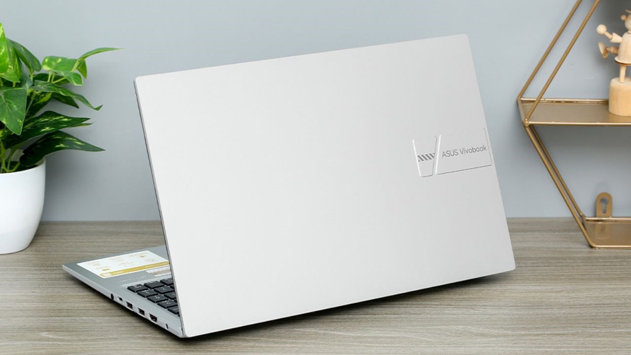 Giờ laptop có RAM 16GB + ổ SSD 1TB rẻ vậy sao? Chỉ còn từ 16.49 triệu đã có ngay mẫu xịn