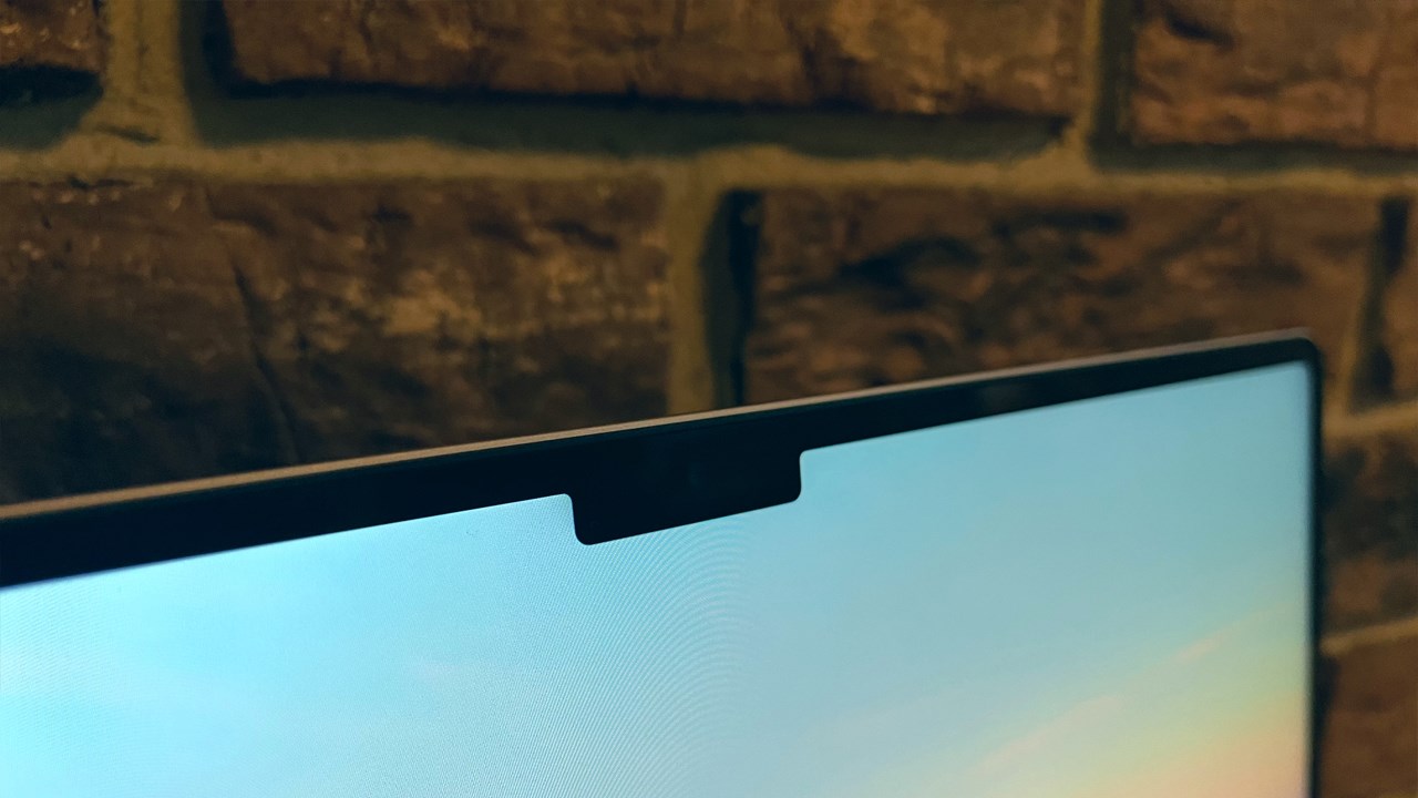 MacBook Air M3 được trang bị webcam có độ phân giải 1080p ở phần notch 'tai thỏ'