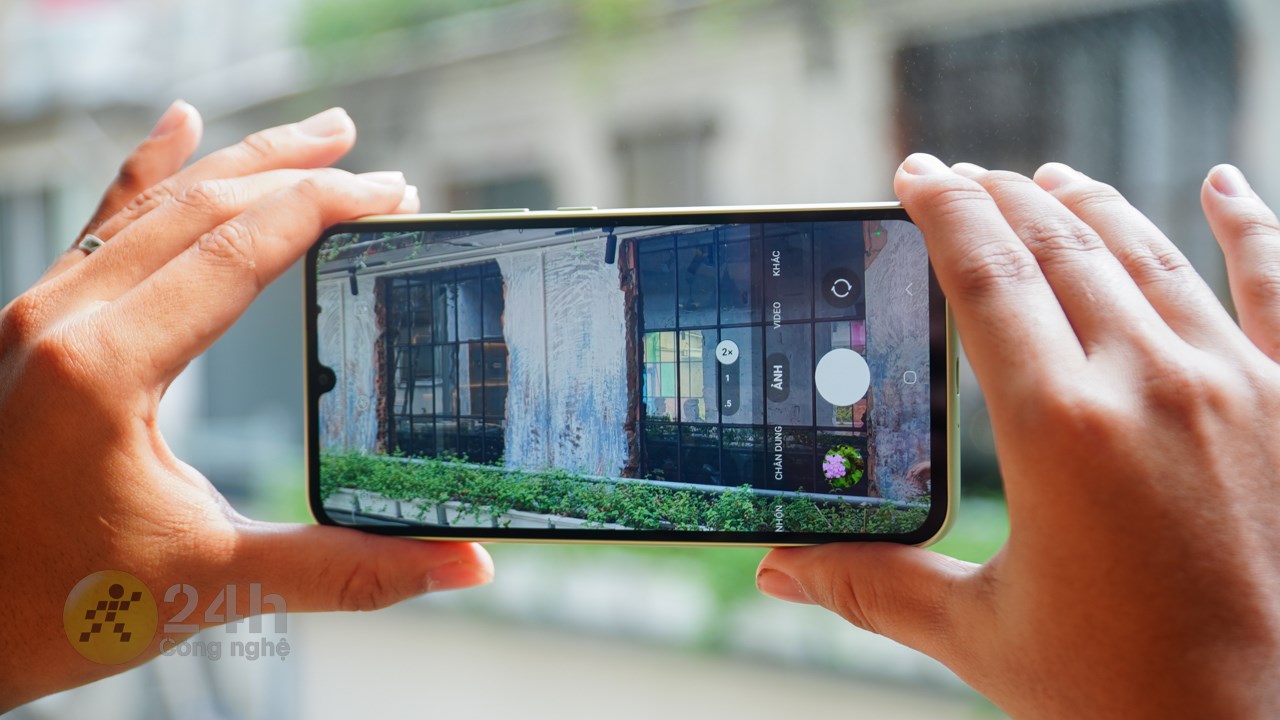 Hệ thống camera sắc nét, hiện đại giúp bạn bắt trọn từng khoảnh khắc